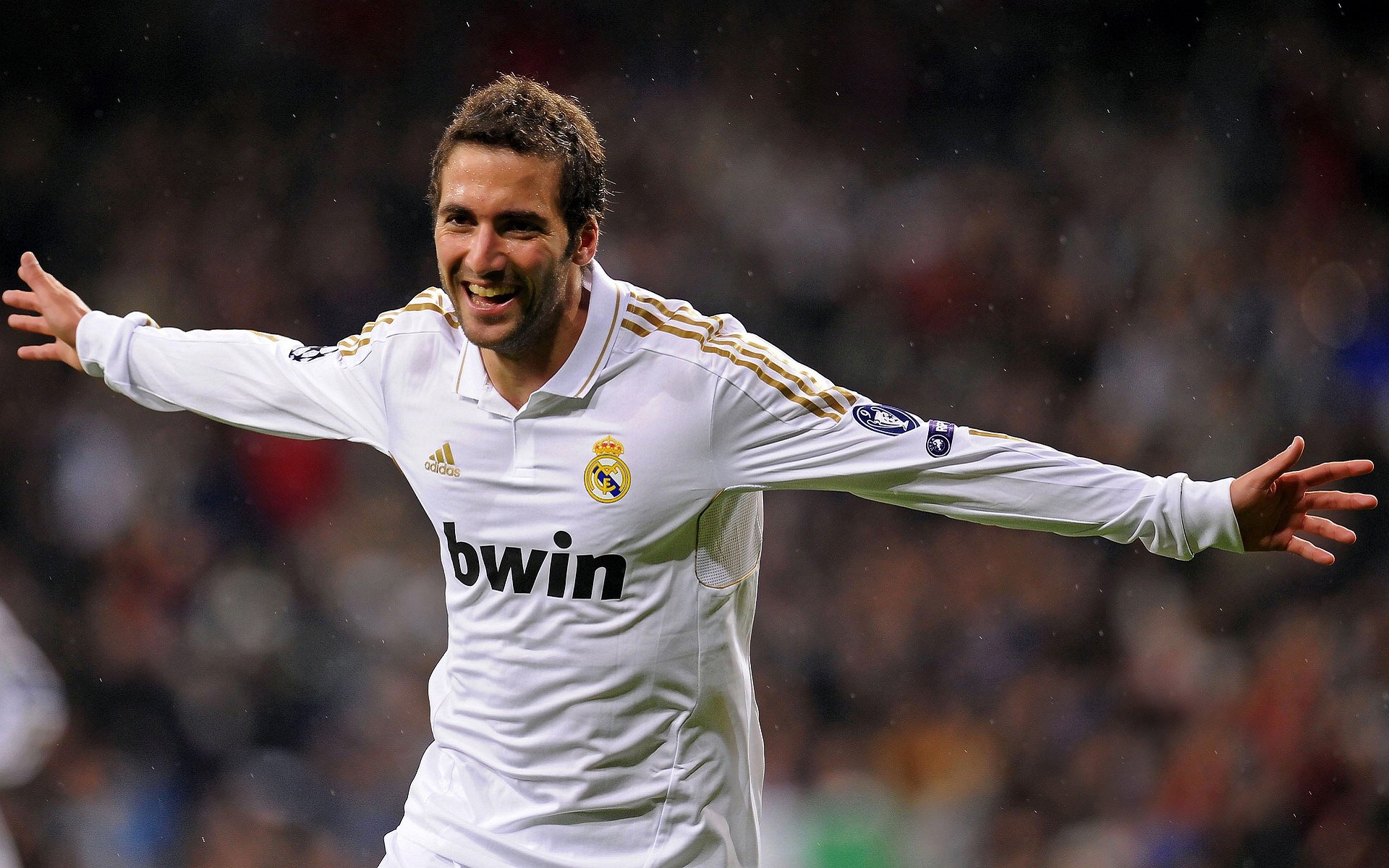 足球产业资本并购加速，足球产业发展